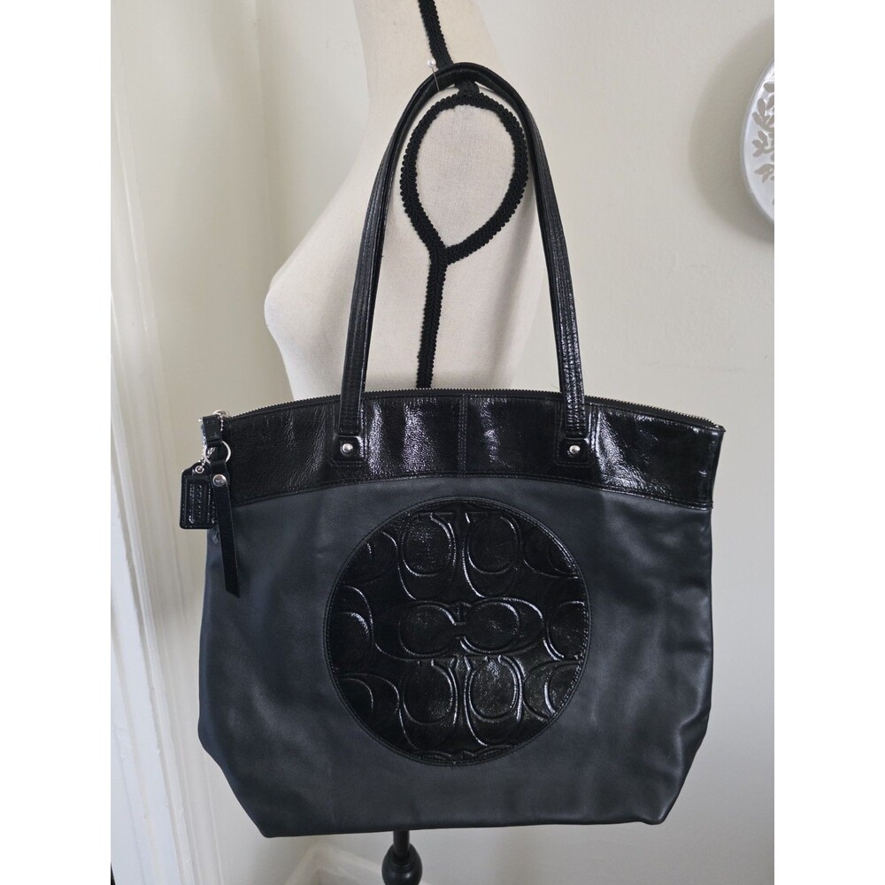 Cool COACH Laura Black Leather Embossed Signature Tote Bag Purse apprx 13x15 EuC